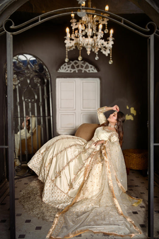 IVORY MAJESTIC PESHWAS